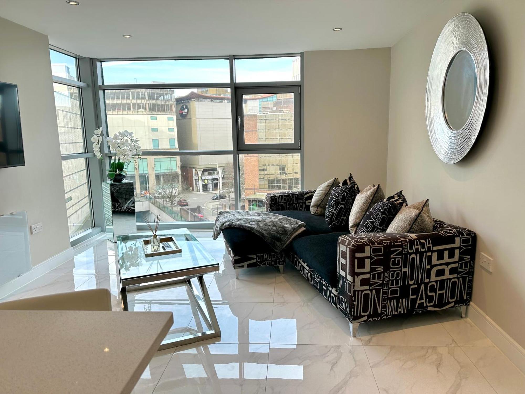 Superior Apartment In Cardiff City Centre Ngoại thất bức ảnh